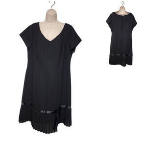 Clues New York Vintage V-Neck Short Sleeve Pleated Accent Dress Size14W Black